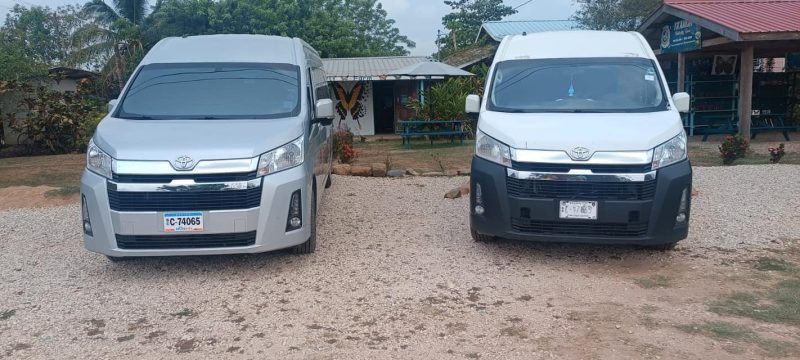 Best Belize group tours