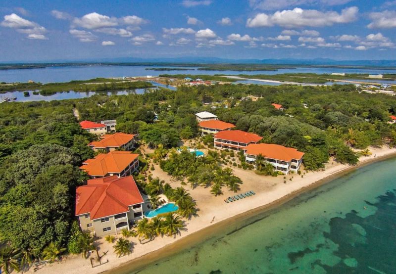  Belize International to Los Porticos Villas