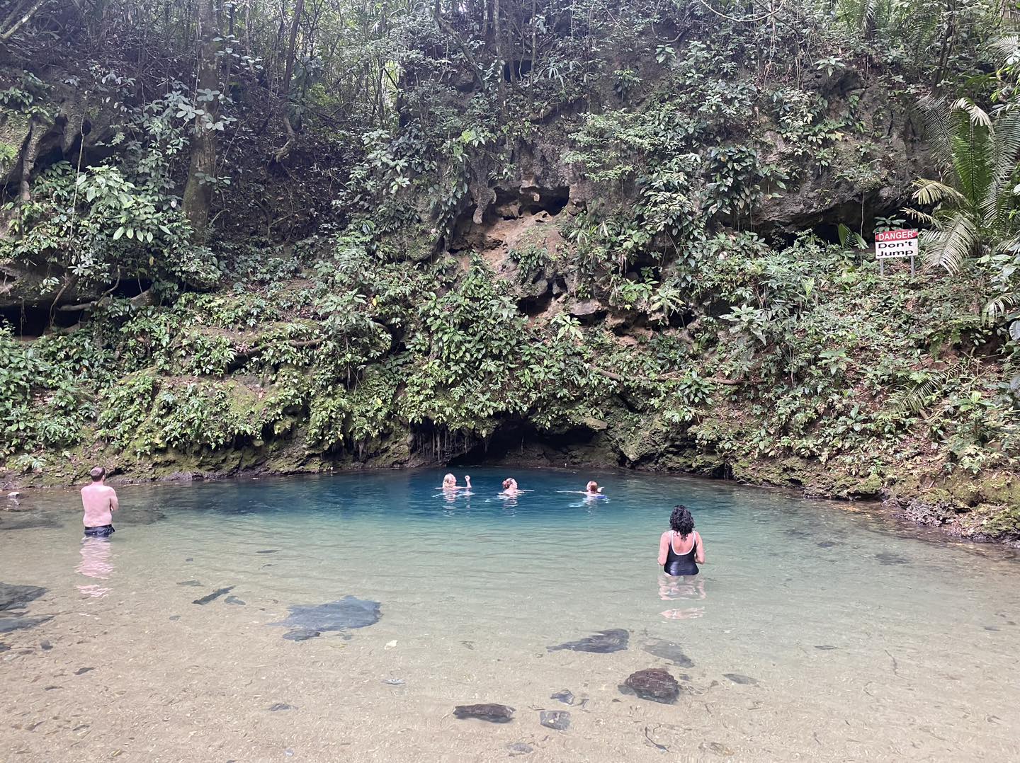 Belize jungle wellness